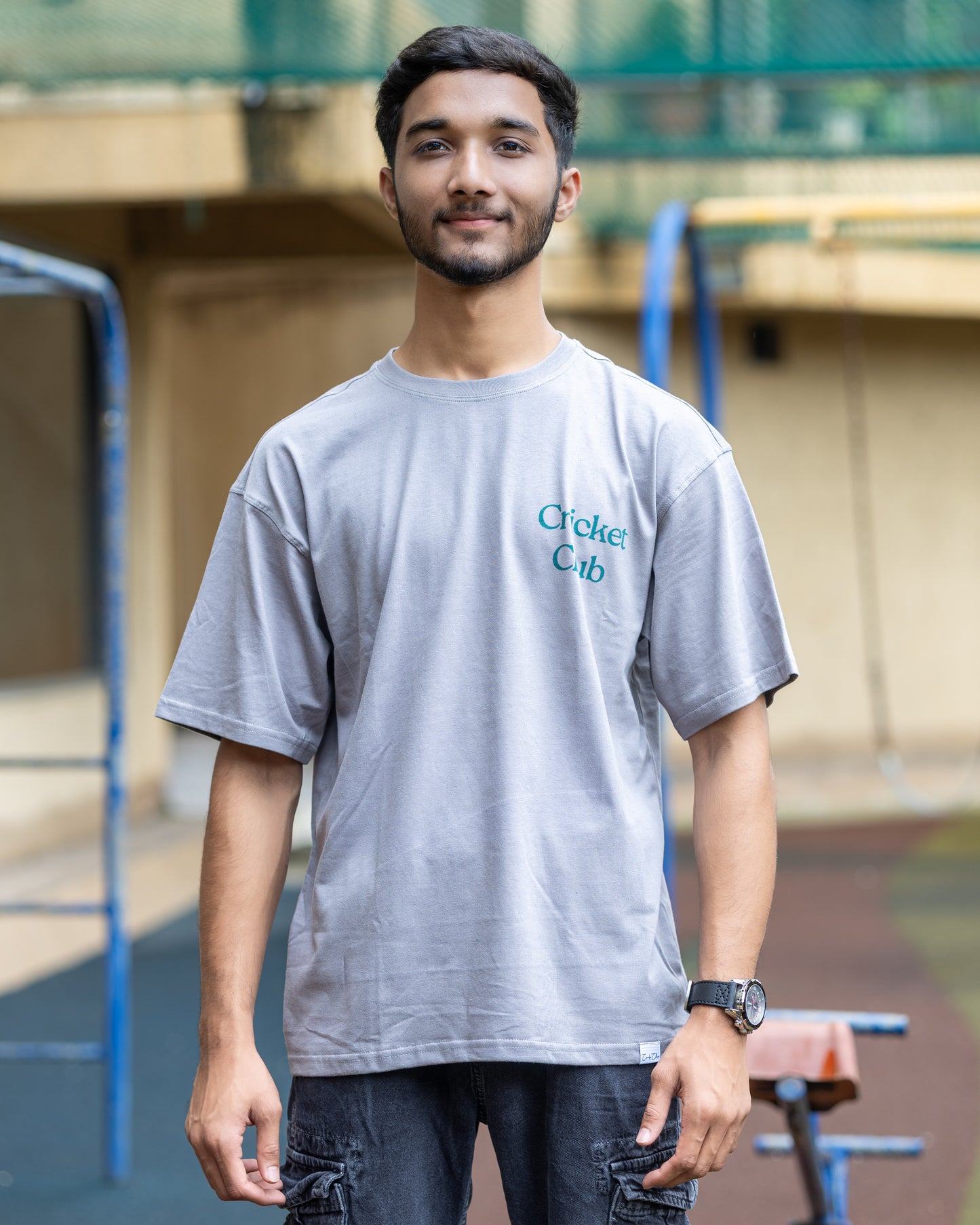 THE CRICKET CLUB Unisex T-shirt