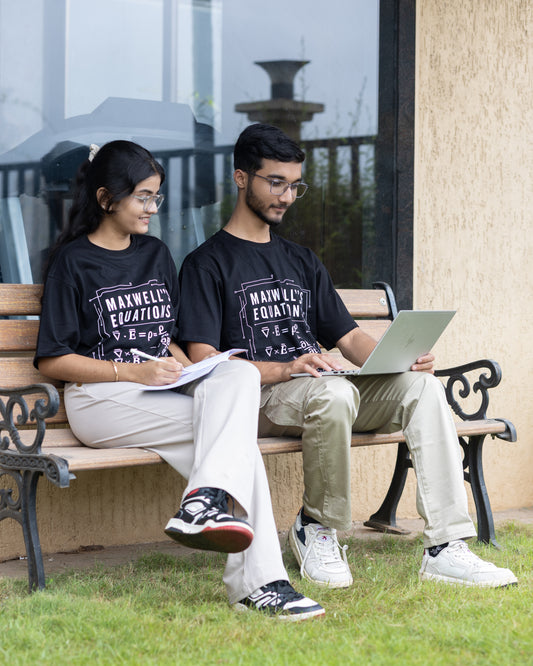 Maxwell’s Equations-Field of Genius Unisex T-shirt